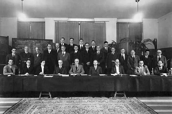1951. Noveno
